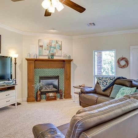 Quaint Noble Home 6 Mi To University Of Oklahoma! Norman Esterno foto