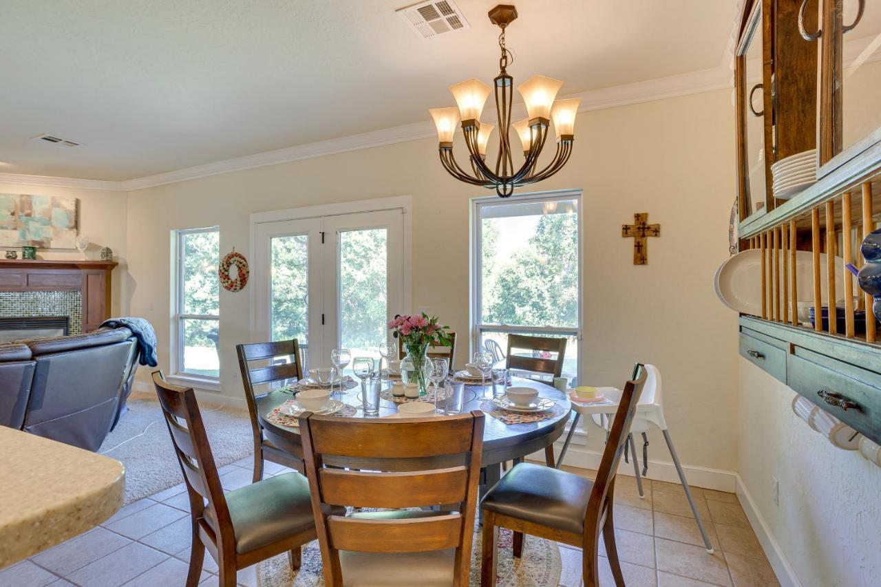 Quaint Noble Home 6 Mi To University Of Oklahoma! Norman Esterno foto