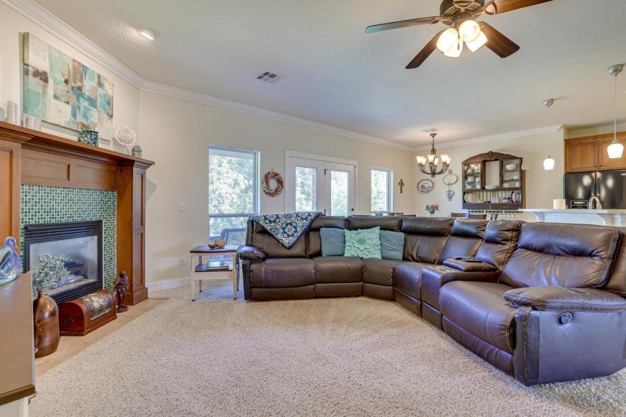 Quaint Noble Home 6 Mi To University Of Oklahoma! Norman Esterno foto