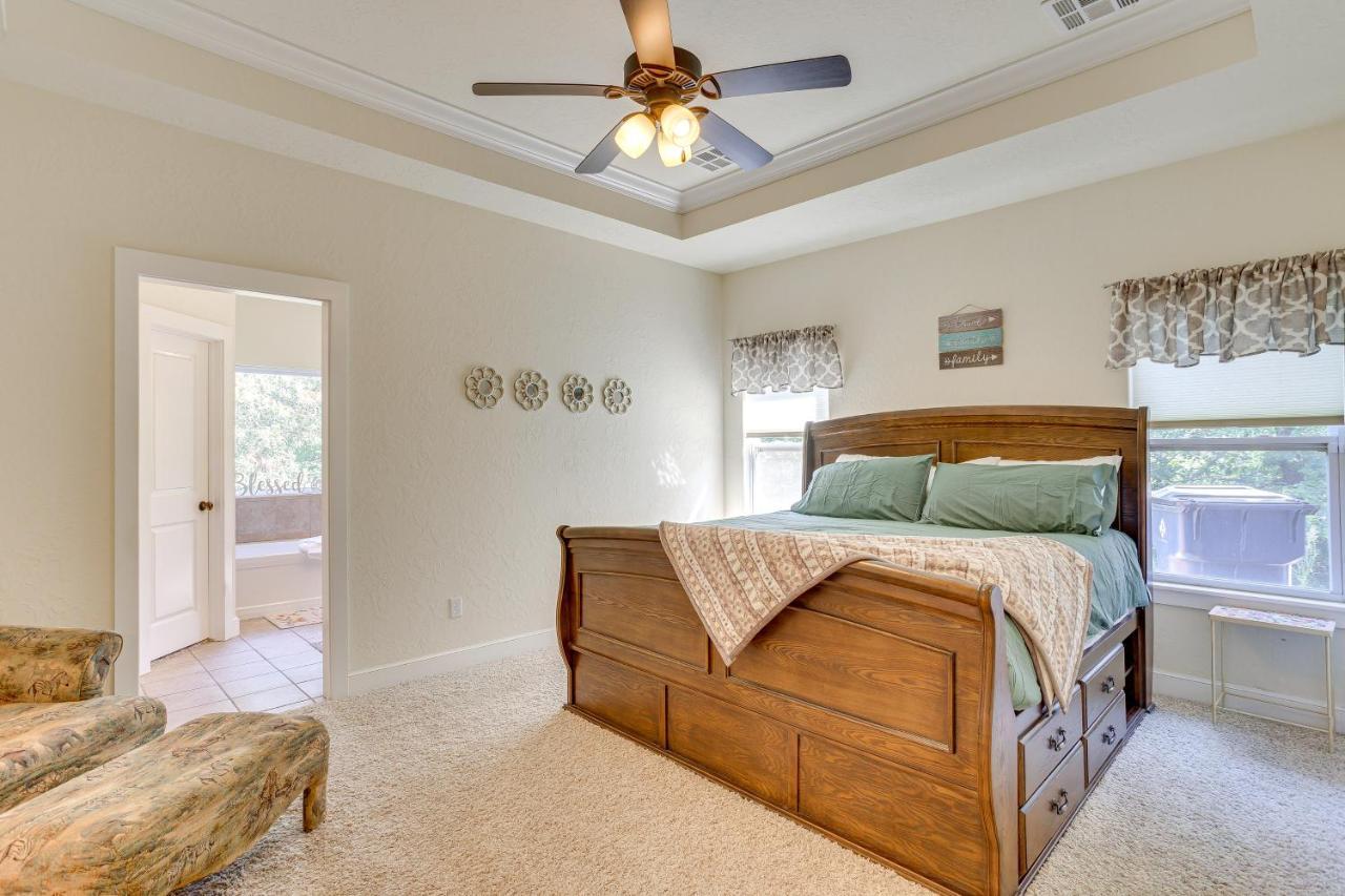 Quaint Noble Home 6 Mi To University Of Oklahoma! Norman Esterno foto
