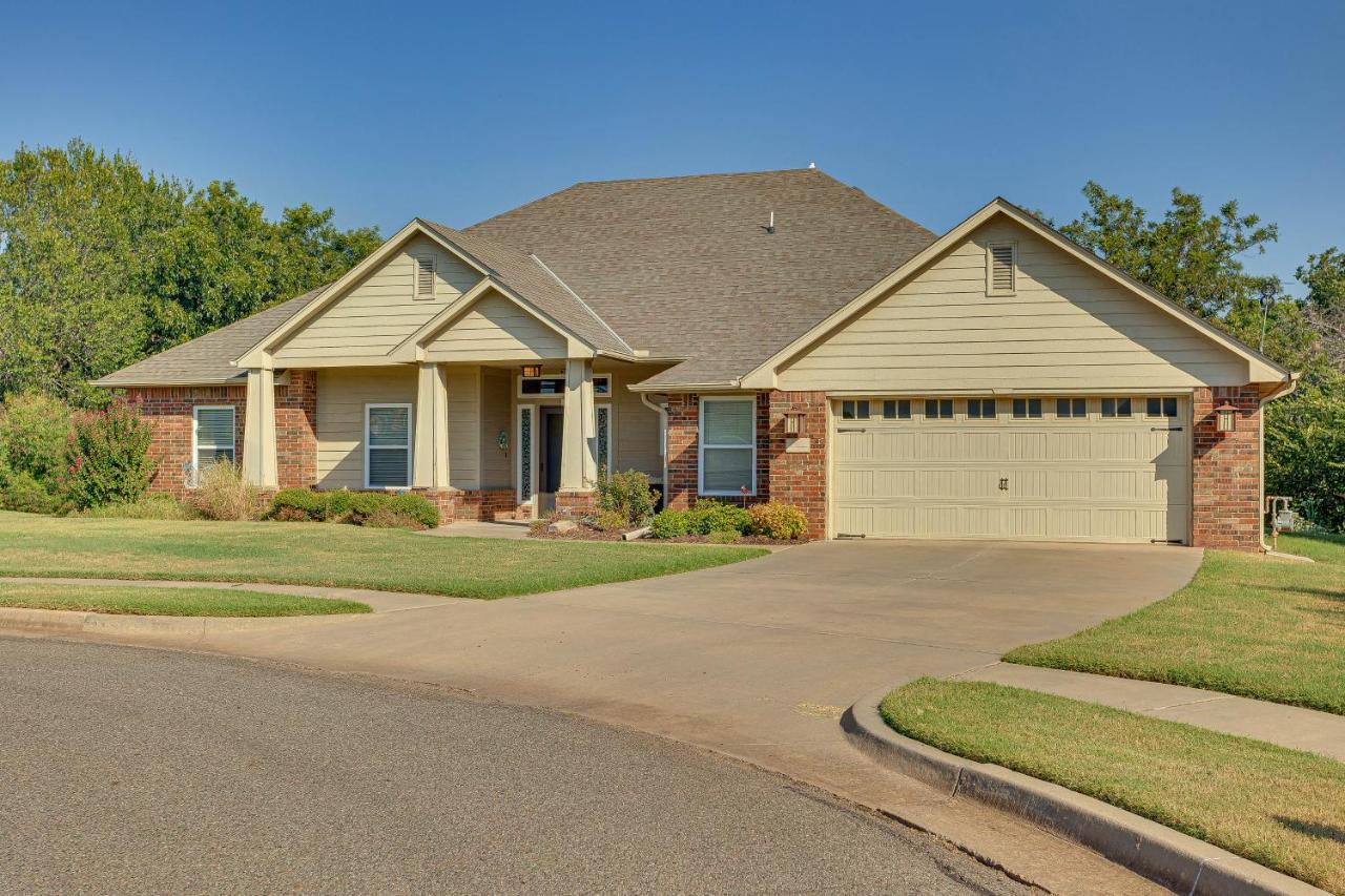 Quaint Noble Home 6 Mi To University Of Oklahoma! Norman Esterno foto